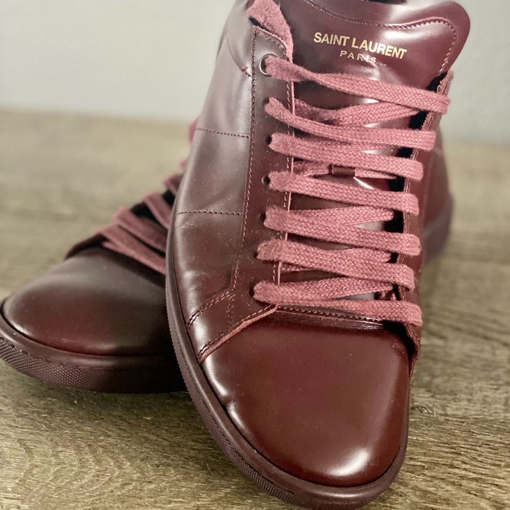 Saint Laurent Low Top Sneakers